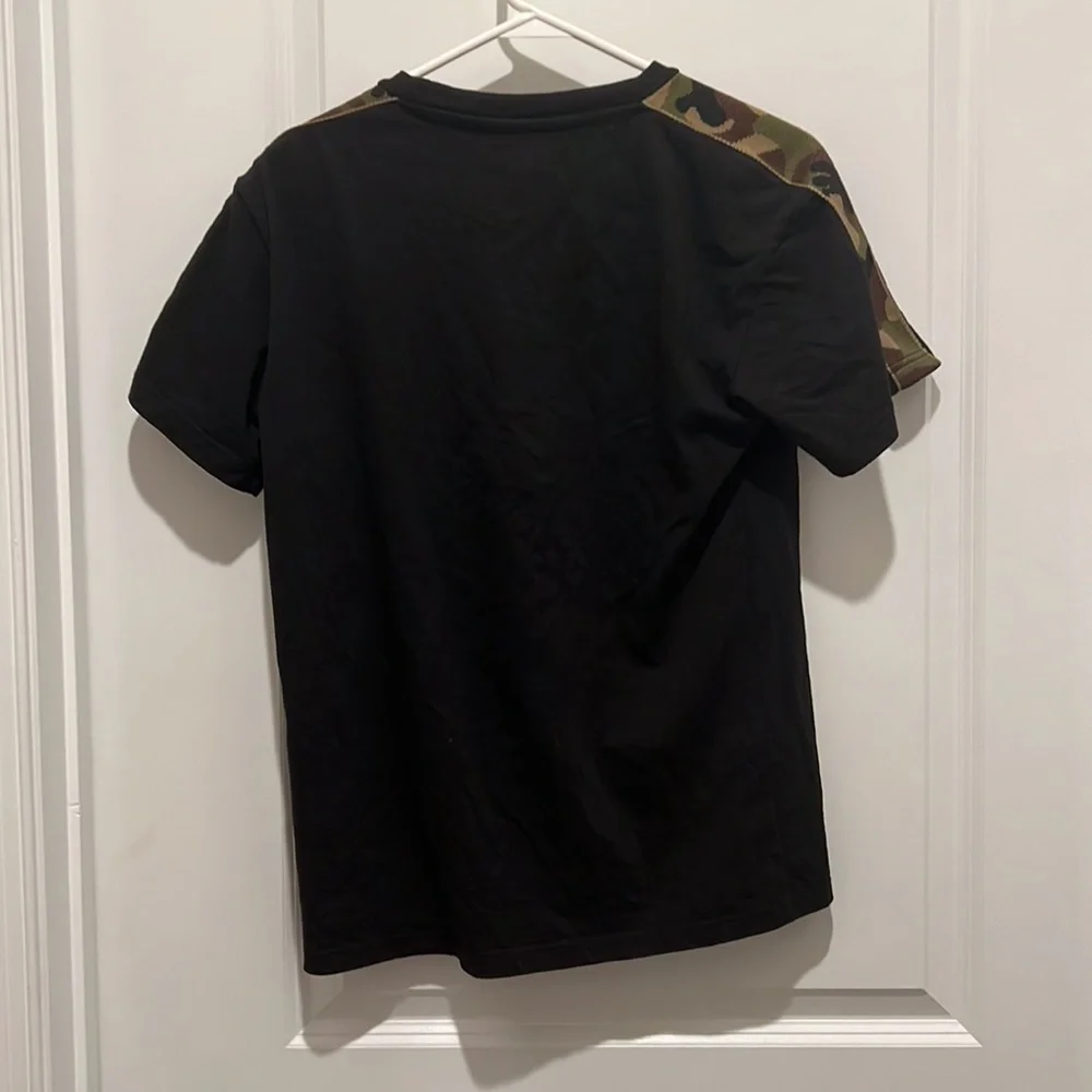 Zara Men’s Black and Camo Tshirt Size S/Small - Picture 2 of 2